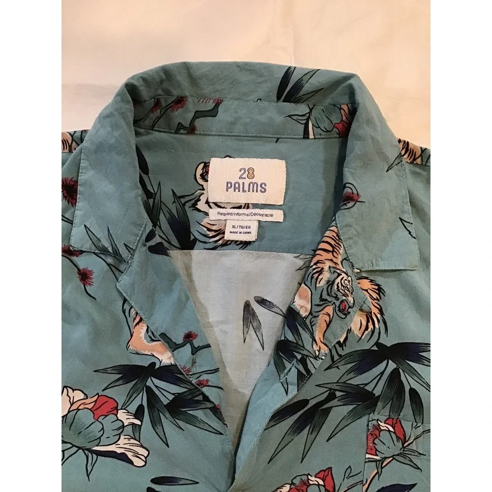 28 Palms Mens Hawaiian Shirt XL Teal Tiger Bamboo Lotus Print Crop Button Down - Picture 2 of 4